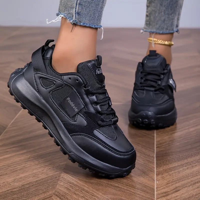 Scarpe ortopediche con suola RePosture per diminuire la pressione sulla colonna