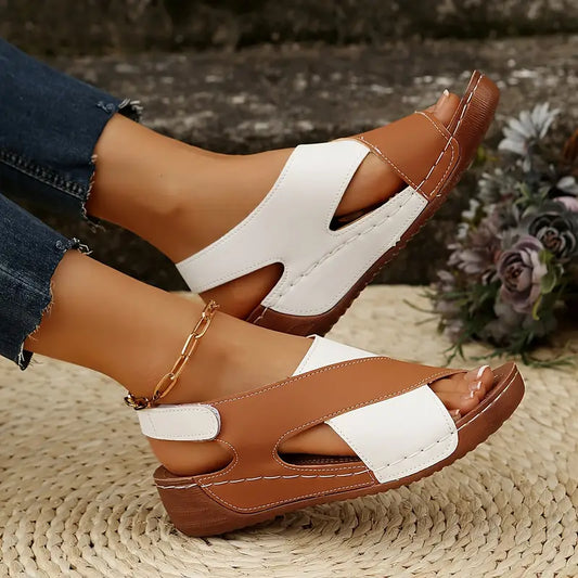 Sandali clinici estivi contro il dolore ai piedi